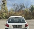 Білий Пежо 206, об'ємом двигуна 2 л та пробігом 300 тис. км за 1000 $, фото 4 на Automoto.ua