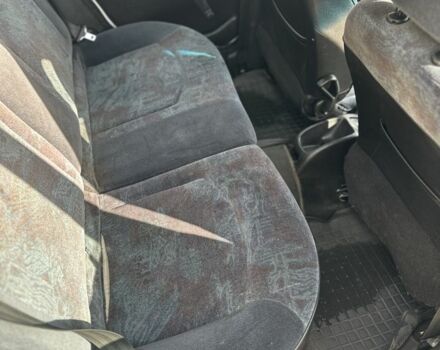 Білий Пежо 206, об'ємом двигуна 2 л та пробігом 300 тис. км за 1000 $, фото 6 на Automoto.ua