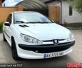 Білий Пежо 206, об'ємом двигуна 1.4 л та пробігом 245 тис. км за 3000 $, фото 1 на Automoto.ua