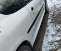 Белый Пежо 206, объемом двигателя 1.4 л и пробегом 242 тыс. км за 3200 $, фото 1 на Automoto.ua