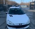 Белый Пежо 206, объемом двигателя 1.4 л и пробегом 169 тыс. км за 2999 $, фото 1 на Automoto.ua