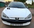 Білий Пежо 206, об'ємом двигуна 1.4 л та пробігом 220 тис. км за 3100 $, фото 7 на Automoto.ua