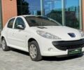 Белый Пежо 206, объемом двигателя 1.4 л и пробегом 206 тыс. км за 4990 $, фото 2 на Automoto.ua