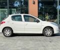 Белый Пежо 206, объемом двигателя 1.4 л и пробегом 206 тыс. км за 4990 $, фото 5 на Automoto.ua