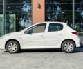 Белый Пежо 206, объемом двигателя 1.4 л и пробегом 206 тыс. км за 4990 $, фото 3 на Automoto.ua