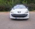 Білий Пежо 206, об'ємом двигуна 1.4 л та пробігом 195 тис. км за 3400 $, фото 7 на Automoto.ua