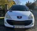 Белый Пежо 206, объемом двигателя 1.4 л и пробегом 152 тыс. км за 4700 $, фото 1 на Automoto.ua