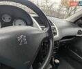 Белый Пежо 206, объемом двигателя 1.4 л и пробегом 176 тыс. км за 5200 $, фото 15 на Automoto.ua