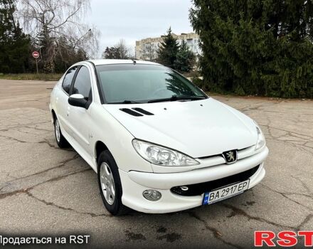 Білий Пежо 206, об'ємом двигуна 1.4 л та пробігом 229 тис. км за 2850 $, фото 3 на Automoto.ua