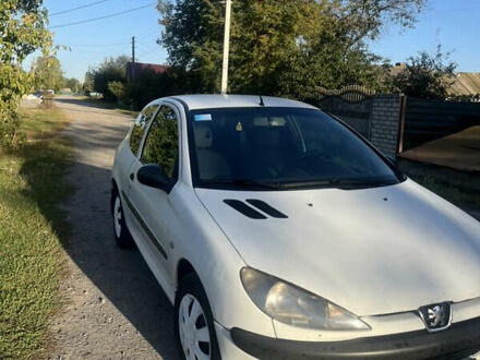 Білий Пежо 206, об'ємом двигуна 1.87 л та пробігом 316 тис. км за 2300 $, фото 1 на Automoto.ua