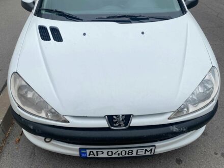 Пежо 206 2005 в Запорожье на Automoto.ua Белый Пежо 206, объемом двигателя 1.4 л и пробегом 225 тыс. км за 3000 $, фото 1 на Automoto.ua