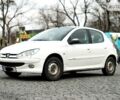 Білий Пежо 206, об'ємом двигуна 1.4 л та пробігом 230 тис. км за 5200 $, фото 1 на Automoto.ua