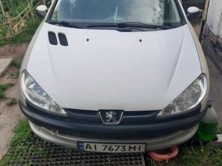 Пежо 206 2008 у Белой Церкве на Automoto.ua Білий Пежо 206, об'ємом двигуна 1.4 л та пробігом 1 тис. км за 2650 $, фото 1 на Automoto.ua