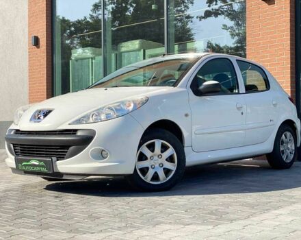 Белый Пежо 206, объемом двигателя 1.4 л и пробегом 206 тыс. км за 4990 $, фото 1 на Automoto.ua