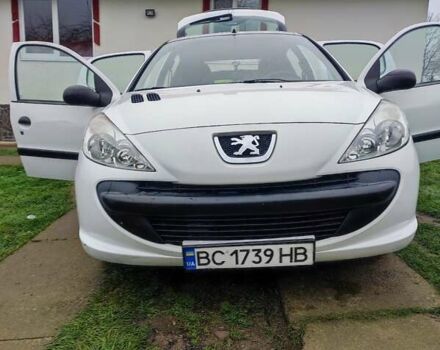 Білий Пежо 206, об'ємом двигуна 1.1 л та пробігом 112 тис. км за 5200 $, фото 1 на Automoto.ua