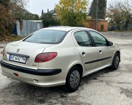 Бежевий Пежо 206, об'ємом двигуна 1.4 л та пробігом 377 тис. км за 2600 $, фото 3 на Automoto.ua