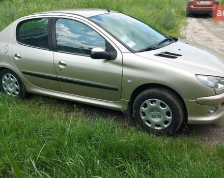 Бежевий Пежо 206, об'ємом двигуна 1.36 л та пробігом 93 тис. км за 5600 $, фото 1 на Automoto.ua