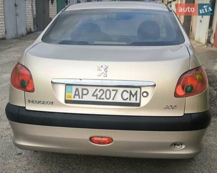 Бежевый Пежо 206, объемом двигателя 1.36 л и пробегом 174 тыс. км за 3950 $, фото 2 на Automoto.ua