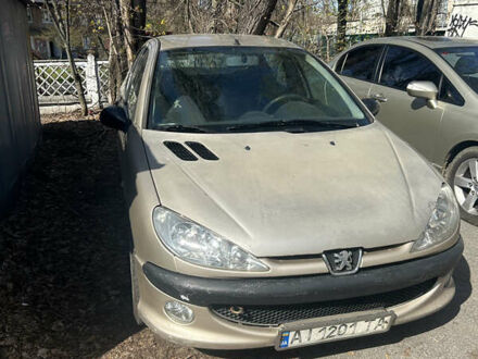 Пежо 206 2006 в Киеве на Automoto.ua Бежевый Пежо 206, объемом двигателя 1.4 л и пробегом 298 тыс. км за 2500 $, фото 1 на Automoto.ua