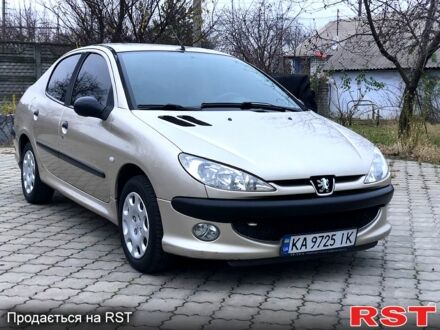 Бежевий Пежо 206, об'ємом двигуна 1.4 л та пробігом 1 тис. км за 3750 $, фото 1 на Automoto.ua