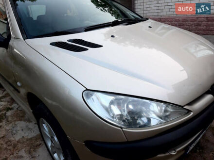 Пежо 206 2008 у Гребенке на Automoto.ua Бежевий Пежо 206, об'ємом двигуна 1.59 л та пробігом 130 тис. км за 5555 $, фото 1 на Automoto.ua