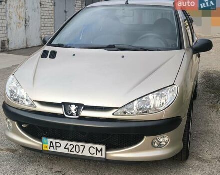 Бежевый Пежо 206, объемом двигателя 1.36 л и пробегом 174 тыс. км за 3950 $, фото 1 на Automoto.ua