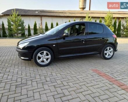 Чорний Пежо 206, об'ємом двигуна 1.4 л та пробігом 104 тис. км за 4200 $, фото 7 на Automoto.ua