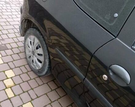 Чорний Пежо 206, об'ємом двигуна 1.4 л та пробігом 150 тис. км за 3000 $, фото 8 на Automoto.ua