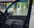 Черный Пежо 206, объемом двигателя 1.1 л и пробегом 130 тыс. км за 4250 $, фото 12 на Automoto.ua