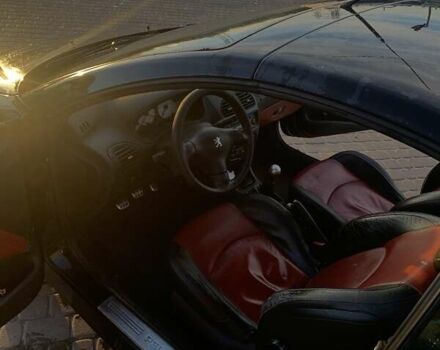 Черный Пежо 206, объемом двигателя 2 л и пробегом 134 тыс. км за 2900 $, фото 5 на Automoto.ua