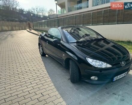 Черный Пежо 206, объемом двигателя 1.59 л и пробегом 231 тыс. км за 3600 $, фото 1 на Automoto.ua