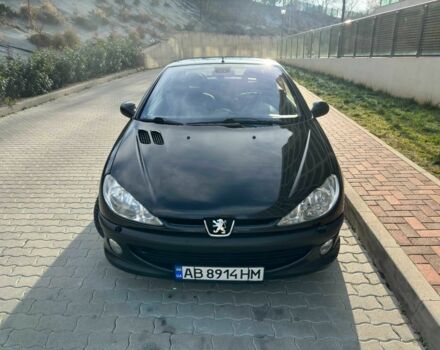 Черный Пежо 206, объемом двигателя 1.6 л и пробегом 230 тыс. км за 4096 $, фото 5 на Automoto.ua