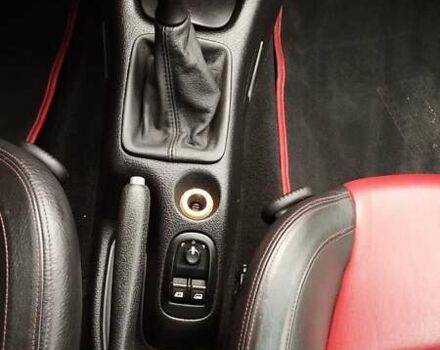 Черный Пежо 206, объемом двигателя 1.59 л и пробегом 216 тыс. км за 3800 $, фото 10 на Automoto.ua