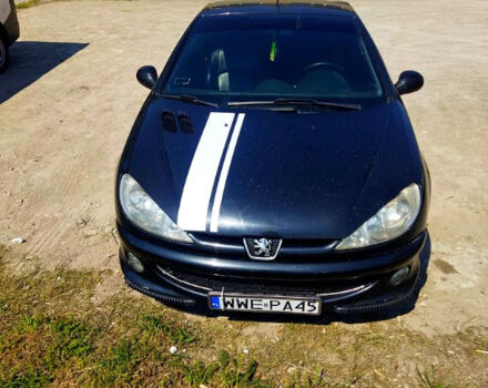 Черный Пежо 206, объемом двигателя 1.6 л и пробегом 236 тыс. км за 2200 $, фото 6 на Automoto.ua