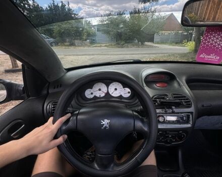 Чорний Пежо 206, об'ємом двигуна 1.4 л та пробігом 280 тис. км за 1490 $, фото 10 на Automoto.ua