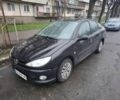 Черный Пежо 206, объемом двигателя 1.4 л и пробегом 151 тыс. км за 3900 $, фото 3 на Automoto.ua