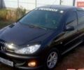 Чорний Пежо 206, об'ємом двигуна 1.36 л та пробігом 260 тис. км за 3850 $, фото 1 на Automoto.ua