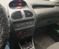 Черный Пежо 206, объемом двигателя 1.4 л и пробегом 151 тыс. км за 3900 $, фото 8 на Automoto.ua