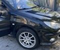 Чорний Пежо 206, об'ємом двигуна 1.4 л та пробігом 278 тис. км за 3700 $, фото 2 на Automoto.ua