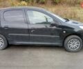 Чорний Пежо 206, об'ємом двигуна 1.36 л та пробігом 153 тис. км за 2500 $, фото 1 на Automoto.ua