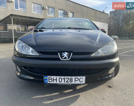 Черный Пежо 206, объемом двигателя 2 л и пробегом 238 тыс. км за 3400 $, фото 1 на Automoto.ua