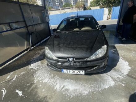 Чорний Пежо 206, об'ємом двигуна 2 л та пробігом 199 тис. км за 1500 $, фото 1 на Automoto.ua