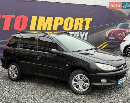 Чорний Пежо 206, об'ємом двигуна 1.36 л та пробігом 281 тис. км за 3000 $, фото 1 на Automoto.ua