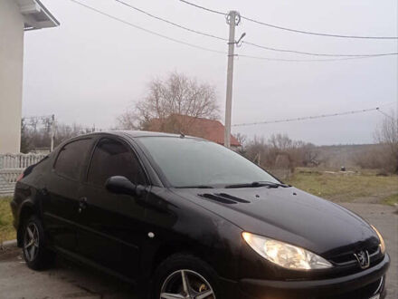 Пежо 206 2007 у Тлумаче на Automoto.ua Чорний Пежо 206, об'ємом двигуна 1.36 л та пробігом 240 тис. км за 3000 $, фото 1 на Automoto.ua