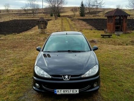 Чорний Пежо 206, об'ємом двигуна 1.4 л та пробігом 141 тис. км за 3700 $, фото 1 на Automoto.ua