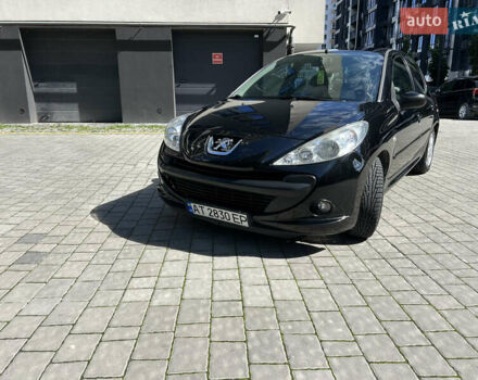 Чорний Пежо 206, об'ємом двигуна 1.4 л та пробігом 164 тис. км за 4555 $, фото 1 на Automoto.ua