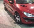 Красный Пежо 206, объемом двигателя 1.4 л и пробегом 310 тыс. км за 3200 $, фото 3 на Automoto.ua