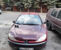 Красный Пежо 206, объемом двигателя 1.4 л и пробегом 300 тыс. км за 1704 $, фото 1 на Automoto.ua