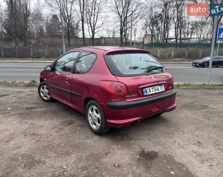 Червоний Пежо 206, об'ємом двигуна 1.12 л та пробігом 161 тис. км за 2200 $, фото 2 на Automoto.ua