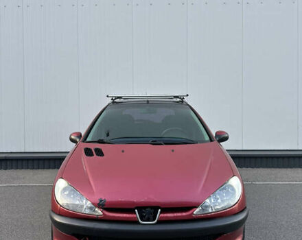 Красный Пежо 206, объемом двигателя 1.4 л и пробегом 263 тыс. км за 2600 $, фото 6 на Automoto.ua